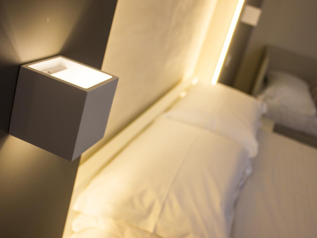 La Banchina Holiday Rooms Trani Buitenkant foto